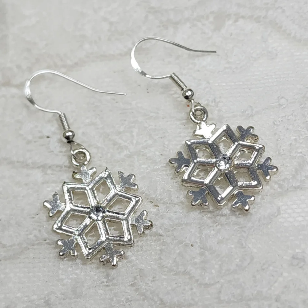 Elegant Silver Toned Dangle Drop Snowflake Hook Earrings